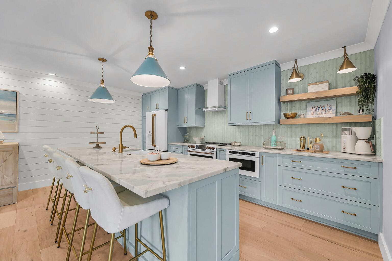 1481 Center St Extension, Unit 204 Mount Pleasant, SC 29464 - Photo 1 of 43 CREM- 1481.2