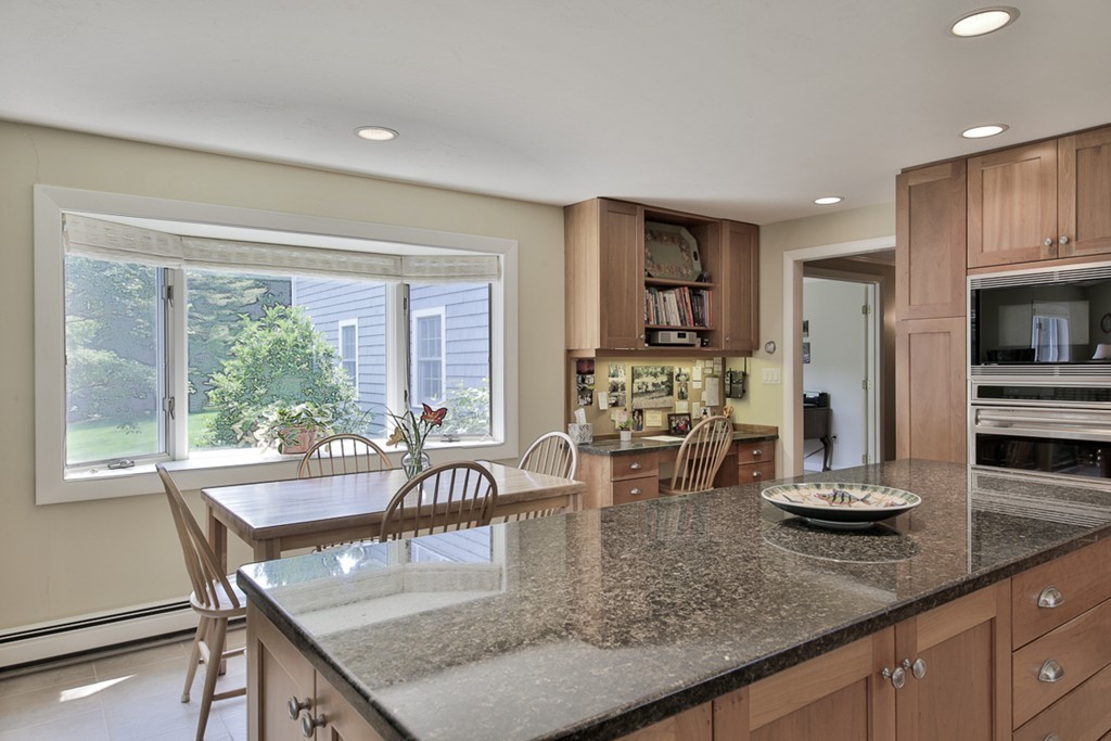 7 East Bare Hill Road Harvard, MA 01451 - Photo 9 of 30