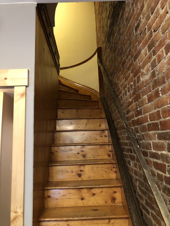 24 Bradford Street, Unit 2 Boston, MA 02118 - Photo 16 of 16 a view of entryway