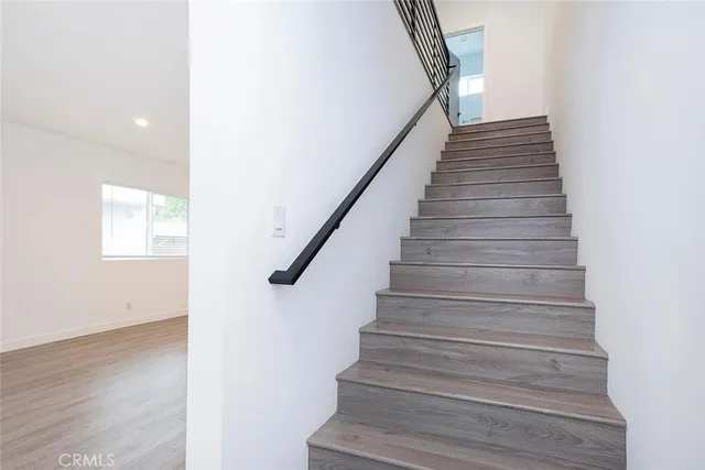 $3,700 | 5024 1/2 Cleon Avenue, North Hollywood, CA 91601