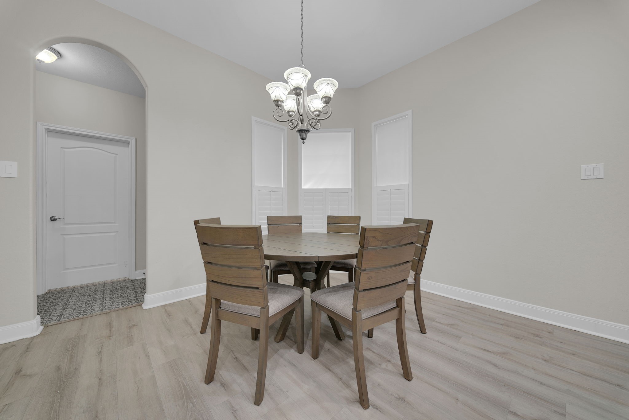 1451 Hatchmere Place Spring, TX 77379 - Photo 11 of 27 Gallery Image 11