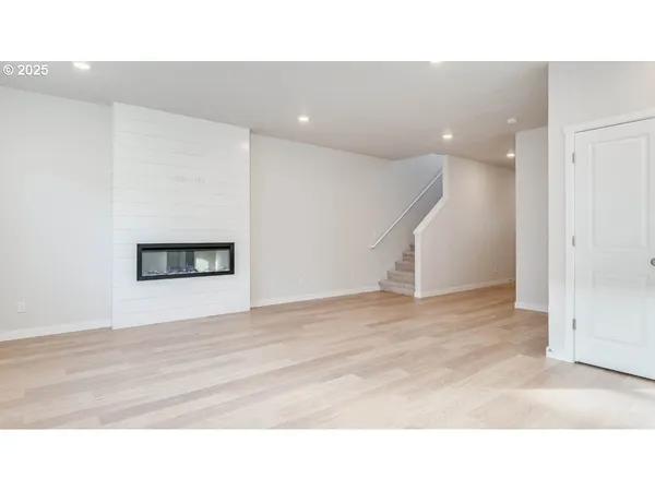 $559,995 | 1992 Aspen Lane, Forest Grove, OR 97116