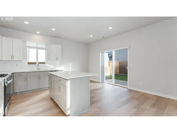 $559,995 | 1992 Aspen Lane, Forest Grove, OR 97116