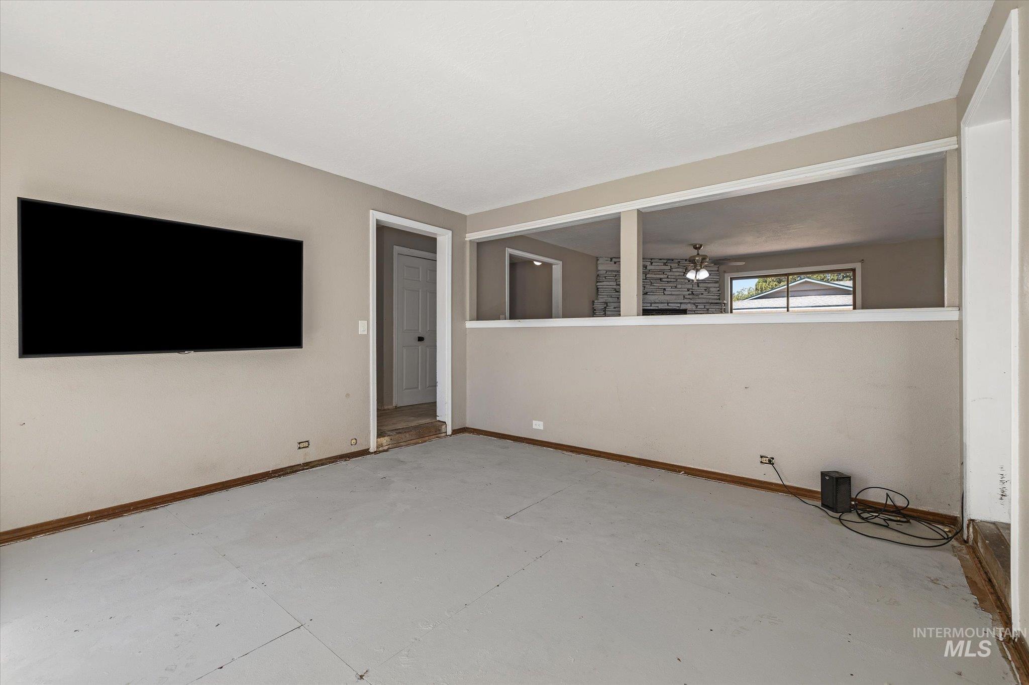 3829 South Constitution Way Boise, ID 83706 - Photo 8 of 34