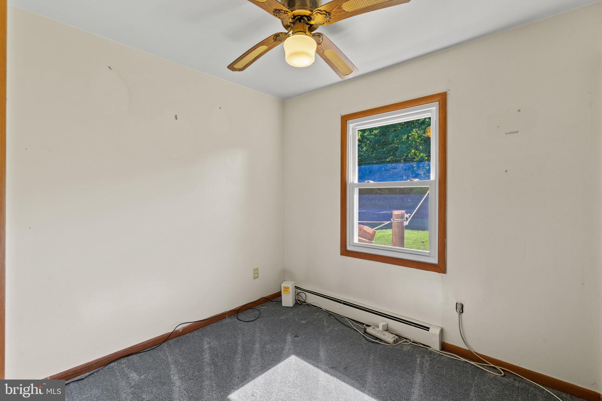 7959 Oak Road Pasadena, MD 21122 - Photo 20 of 37 Bedroom #2
