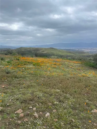 $299,000 | 0 Hilltop, Perris, CA 92560