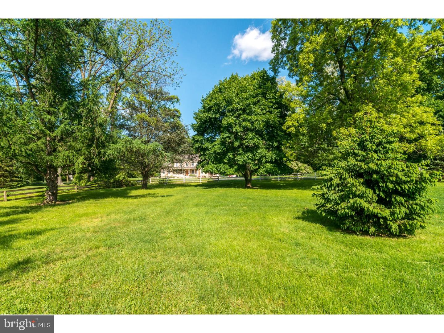 61 Mapleflower Road Glenmoore, PA 19343 - Photo 7 of 25 Front Yard