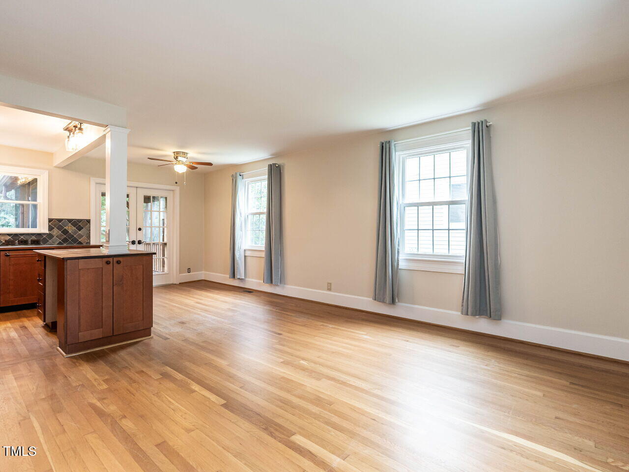 412 Morrison Avenue Raleigh, NC 27608 - Photo 5 of 26 008-1280x960-family-room