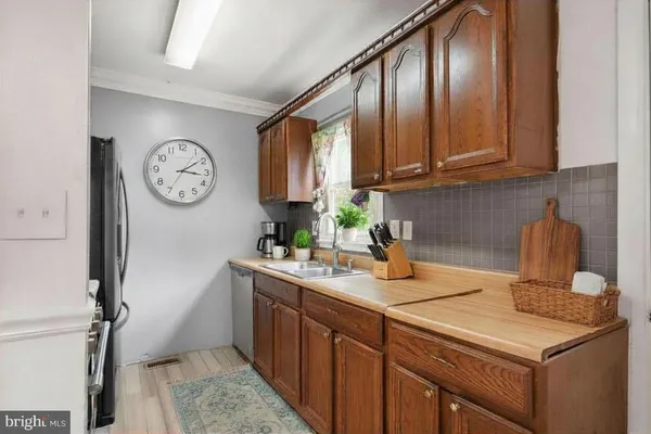 $580,000 | 7726 Amherst Drive, Manassas, VA 20111