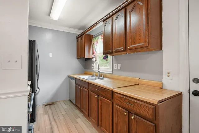 $614,900 | 7726 Amherst Drive, Manassas, VA 20111