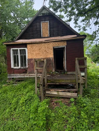 $19,500 | 4415 McKinley Street, Gary, IN 46408