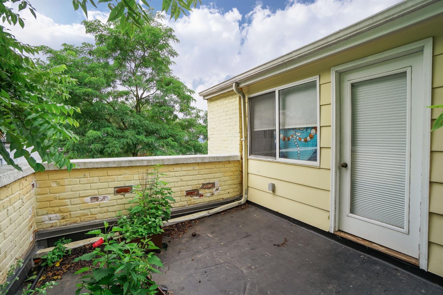 2202 Ravine Street Cincinnati, OH 45219 - Photo 20 of 24