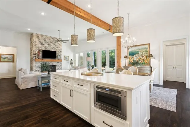 $1,375,000 | 116 Oleander Court, Mandeville, LA 70471