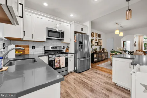 $785,000 | 823 North 25th Street, Philadelphia, PA 19130