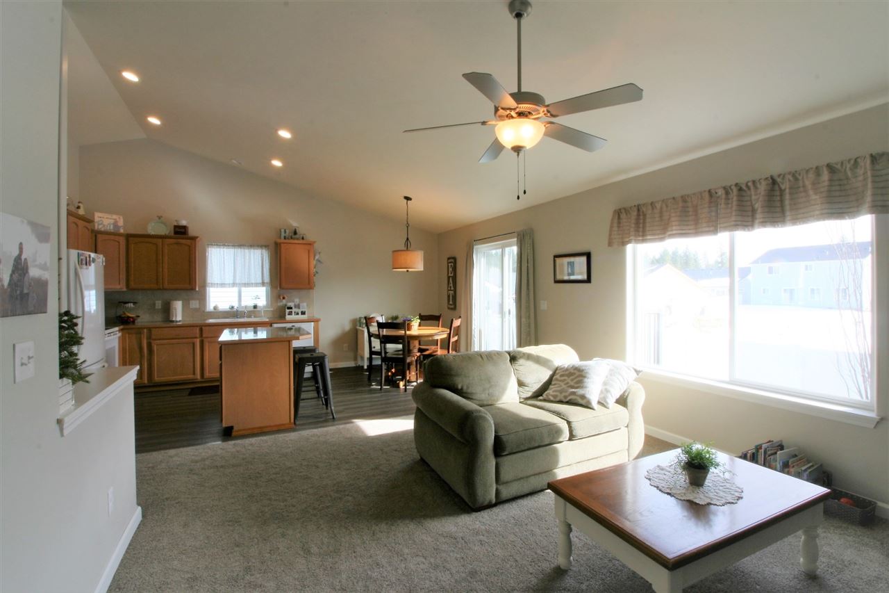 802 East Silver Pine Road Colbert, WA 99005 - Photo 5 of 20