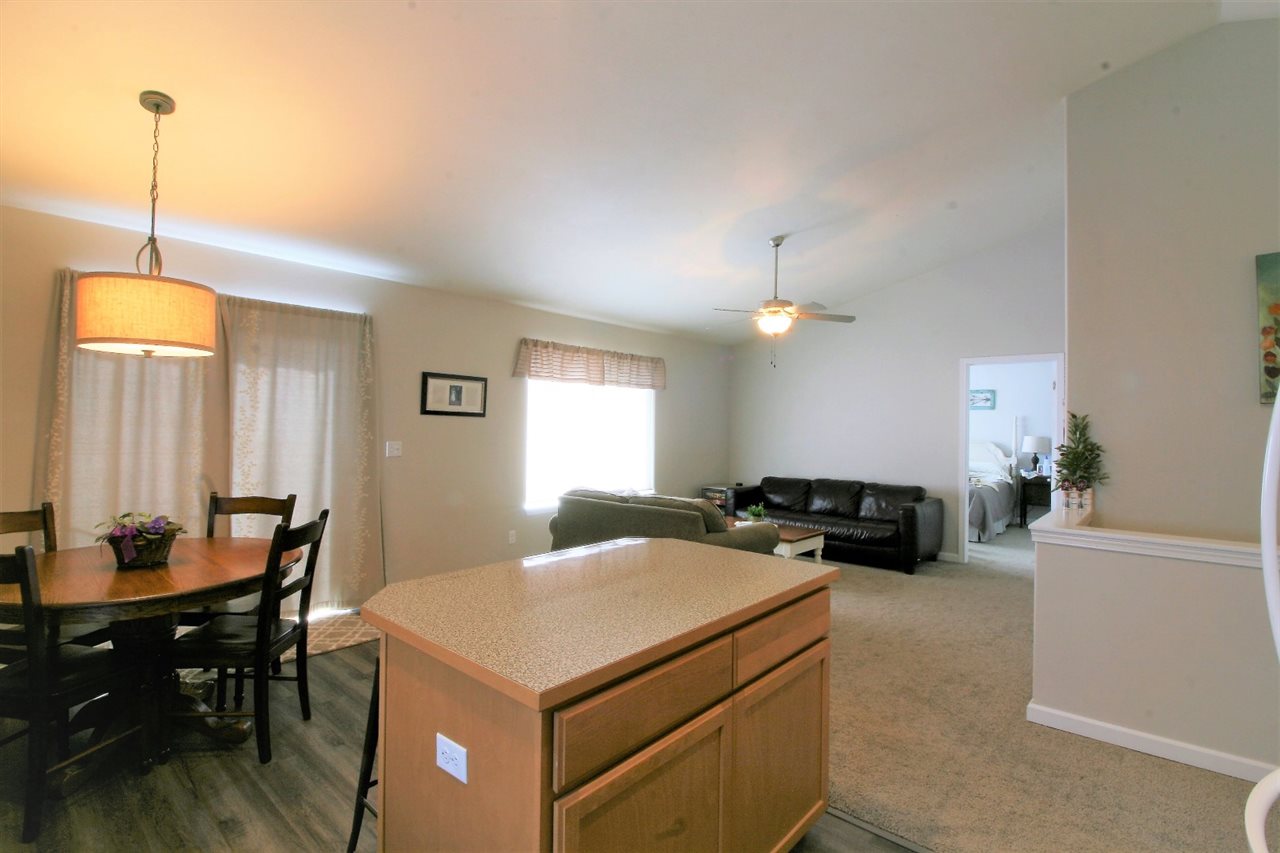 802 East Silver Pine Road Colbert, WA 99005 - Photo 9 of 20
