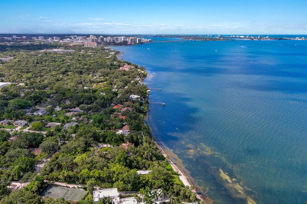 3301 Bay Shore Road Sarasota, FL 34234 - Photo 36 of 55