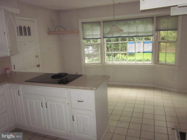 406 Hermleigh Road Silver Spring, MD 20902 - Photo 5 of 15 Eat-in Area