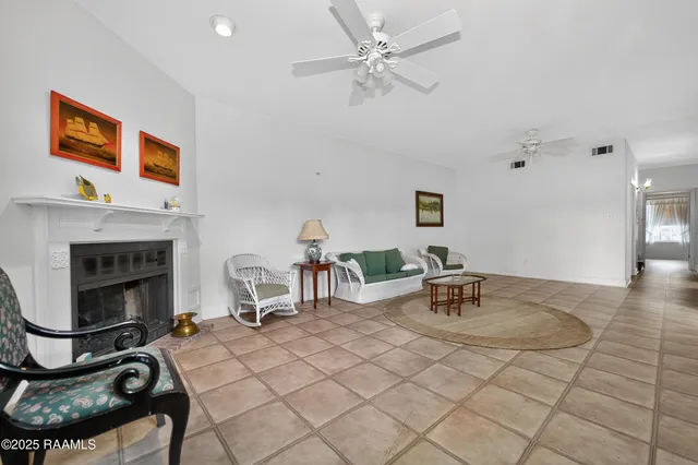 $180,000 | 1009 Rue De Pierre, New Iberia, LA 70563