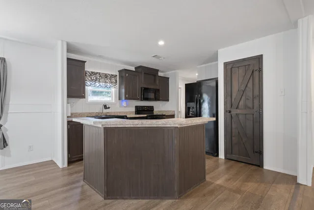 $229,999 | 280 Lakeview Drive, Locust Grove, GA 30248