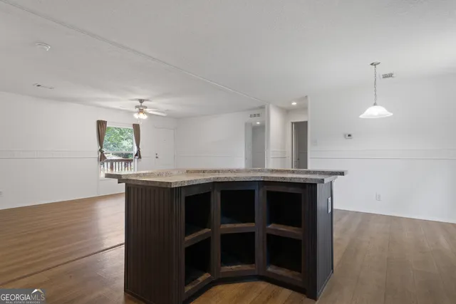 $229,999 | 280 Lakeview Drive, Locust Grove, GA 30248