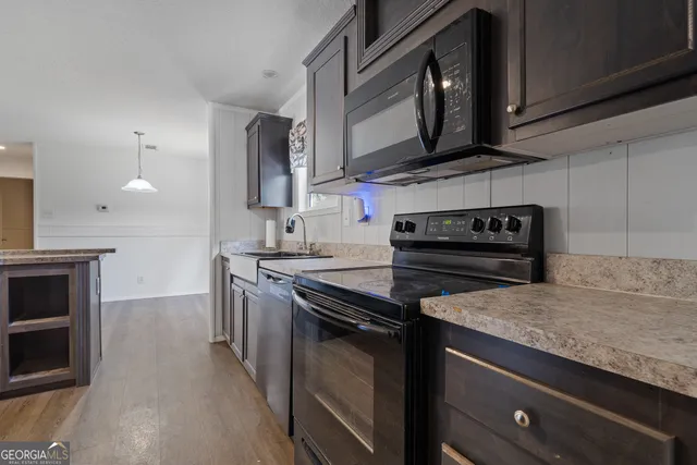 $229,999 | 280 Lakeview Drive, Locust Grove, GA 30248