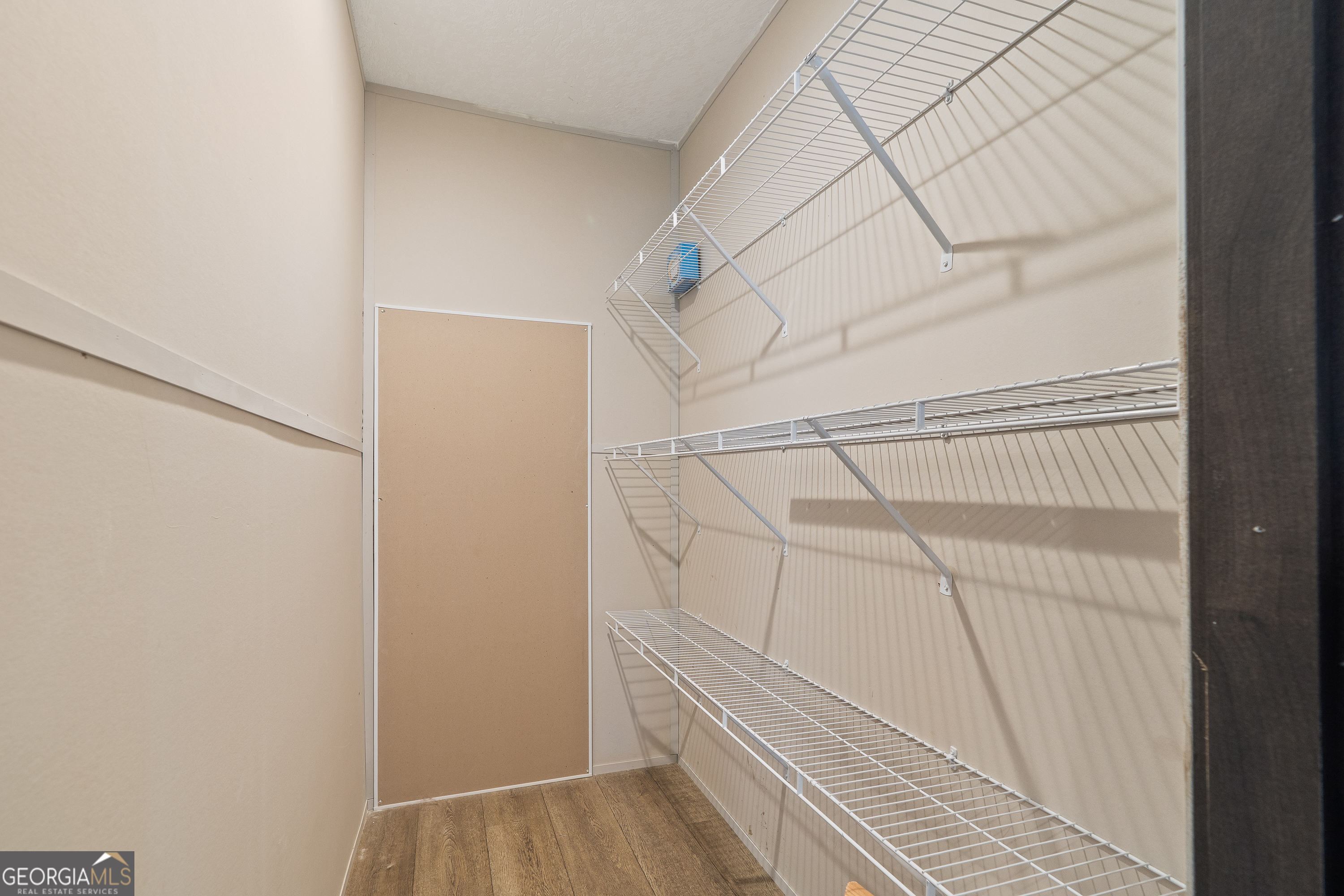 280 Lakeview Drive Locust Grove, GA 30248 - Photo 18 of 43 a view of small space