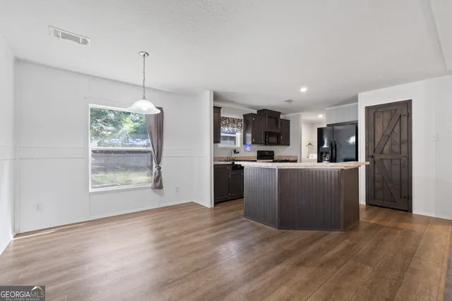 $229,999 | 280 Lakeview Drive, Locust Grove, GA 30248