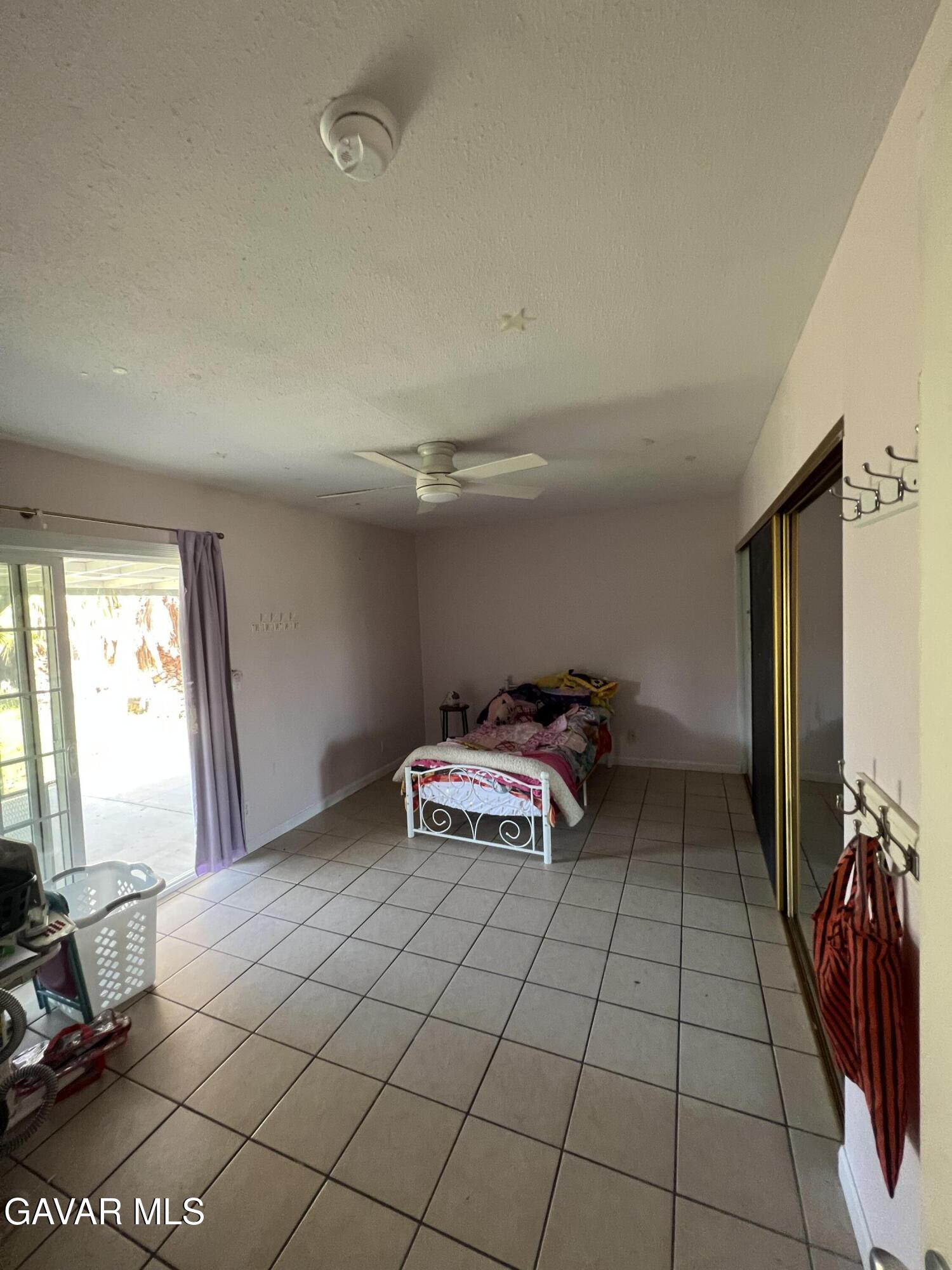38927 Deer Run Road Palmdale, CA 93551 - Photo 11 of 22 IMG_0486