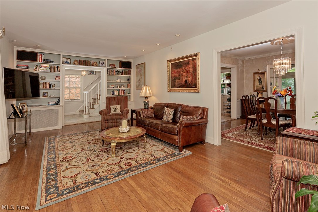 3315 Ardmore Road Cleveland, OH 44120 - Photo 3 of 32 Gallery Image 3