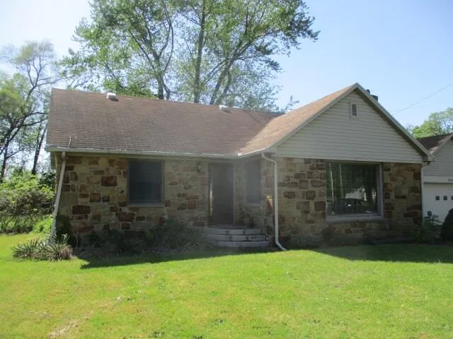 $139,000 | 55132 M 51 North, Dowagiac, MI 49047