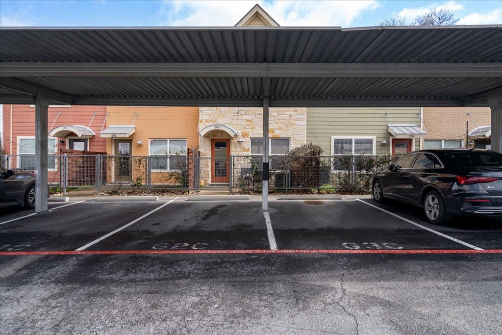 1101 Grove Boulevard, Unit 203 Austin, TX 78741 - Photo 26 of 27 a view of parking garage