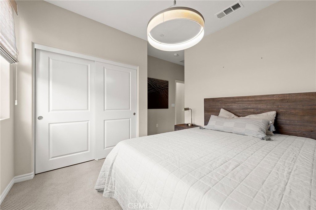 17879 Upton Carson, CA 90746 - Photo 27 of 39