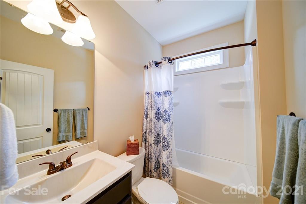 7035 Buckland Road Charlotte, NC 28278 - Photo 13 of 34 Gallery Image 13