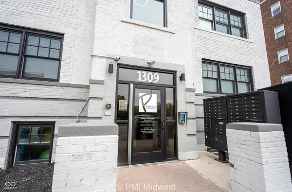 $849 | 1309 North Pennsylvania Street, Unit 119, Indianapolis, IN 46202