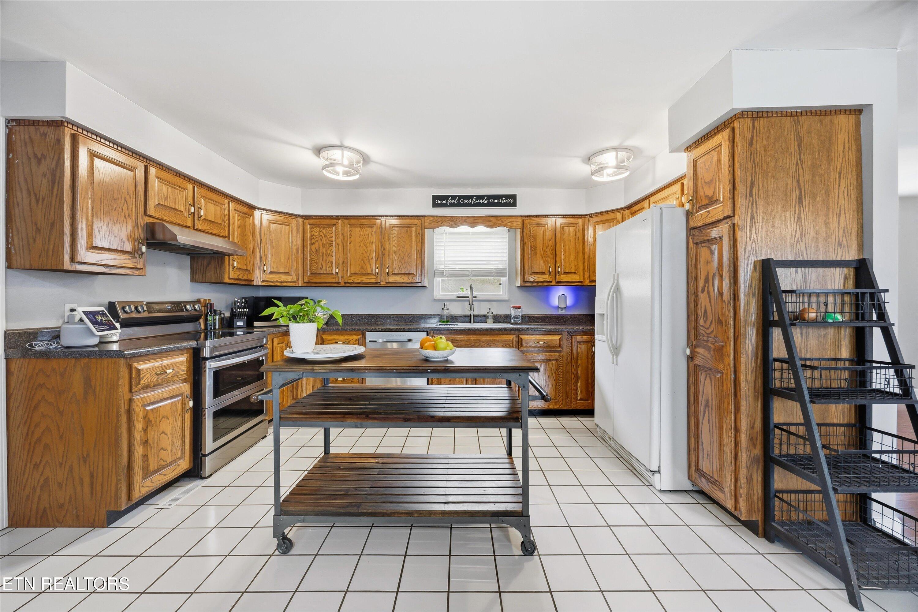 288 Forks Grove Road La Follette, TN 37766 - Photo 14 of 40 19-288 Forks Grove Rd 15