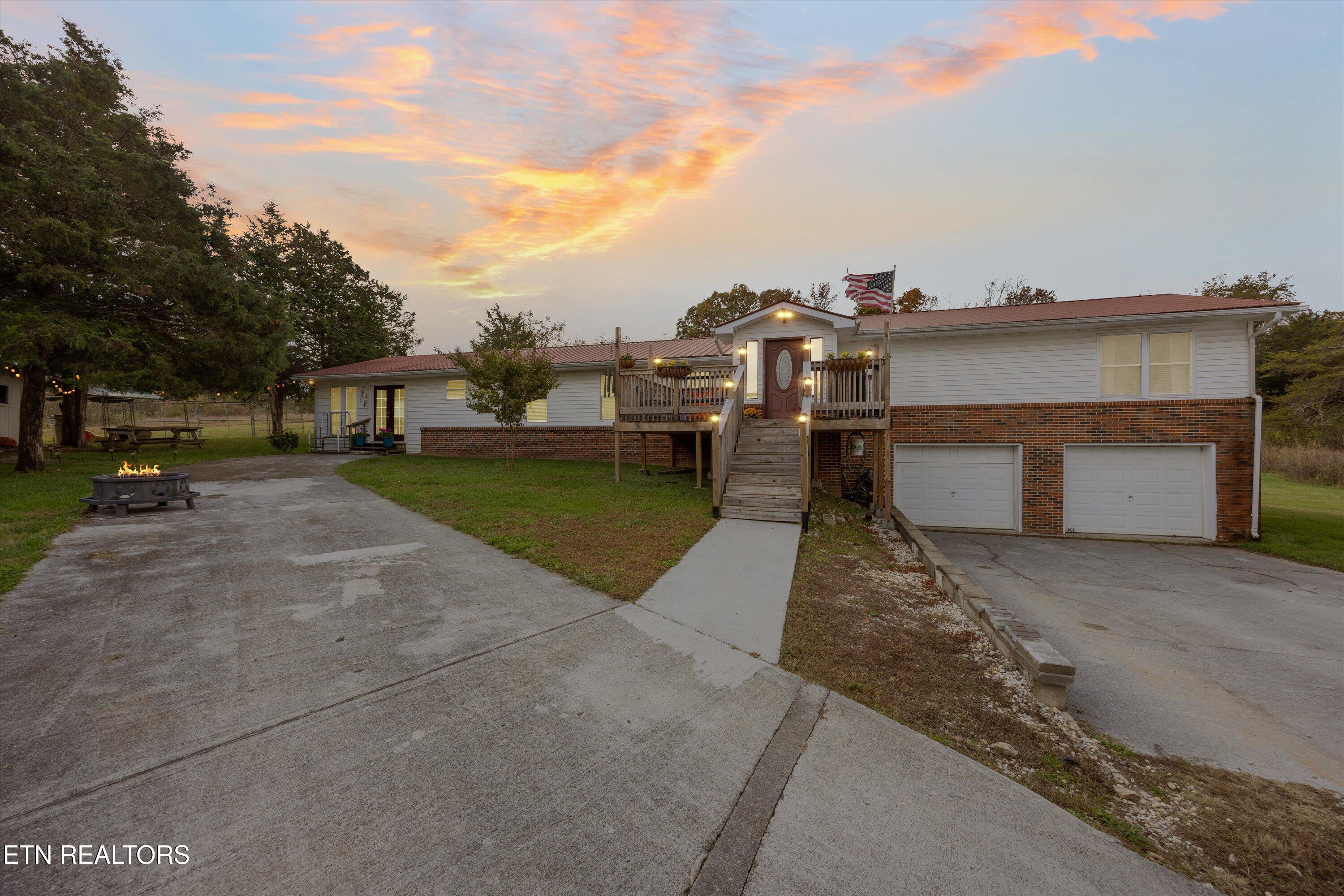 288 Forks Grove Road La Follette, TN 37766 - Photo 2 of 40 01-288 Forks Grove Rd -4