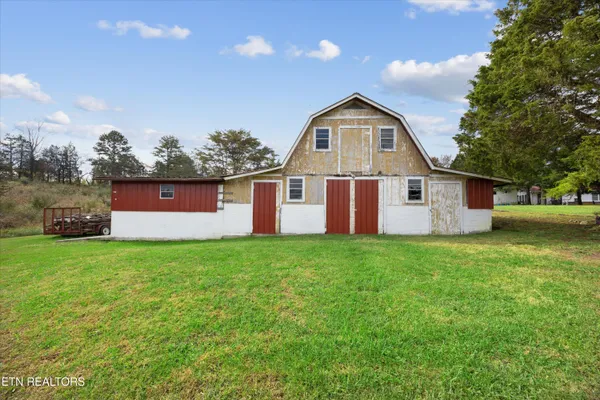 $519,000 | 288 Forks Grove Road, La Follette, TN 37766