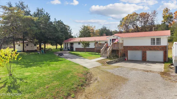 $519,000 | 288 Forks Grove Road, La Follette, TN 37766