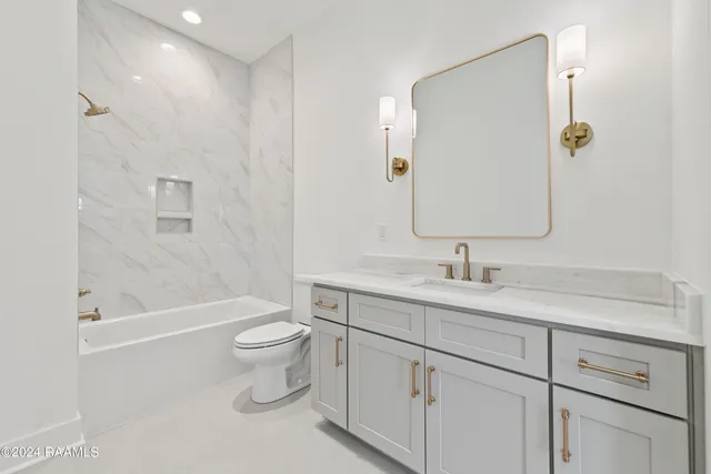 $236,000 | 115 Gaunt Lane, Unit 503, Youngsville, LA 70592