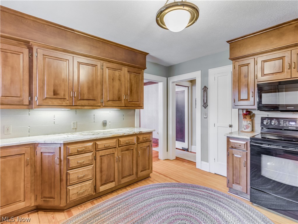 2930 Kent Road Silver Lake, OH 44224 - Photo 13 of 35 Gallery Image 13