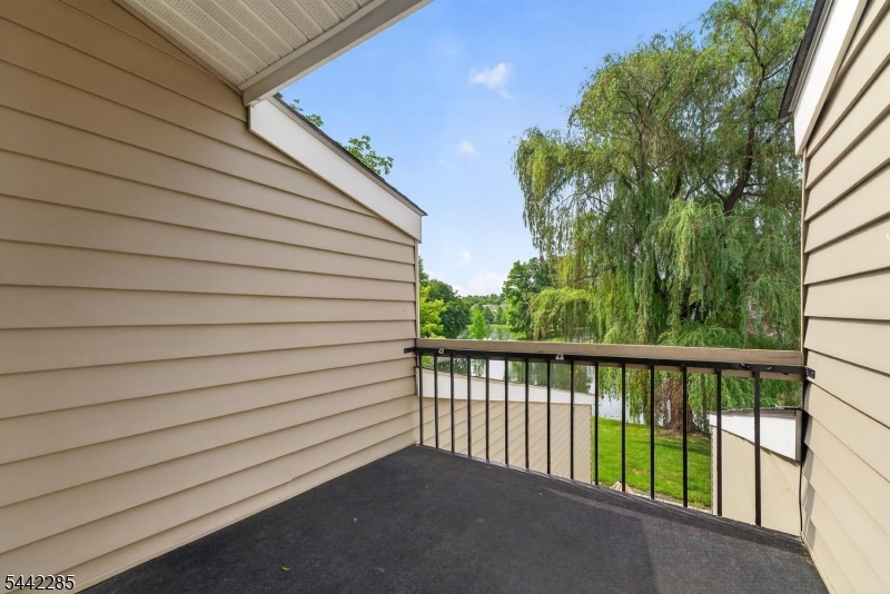 91 North Slope Clinton, NJ 08809 - Photo 12 of 25
