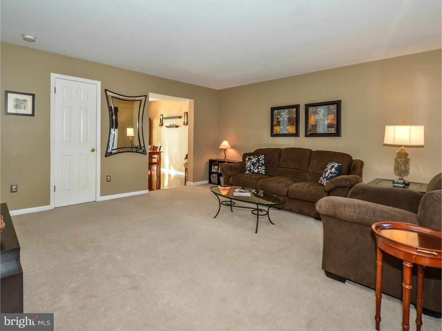 5509 Rinker Circle, Unit 347 Doylestown, PA 18902 - Photo 3 of 24 Living Room