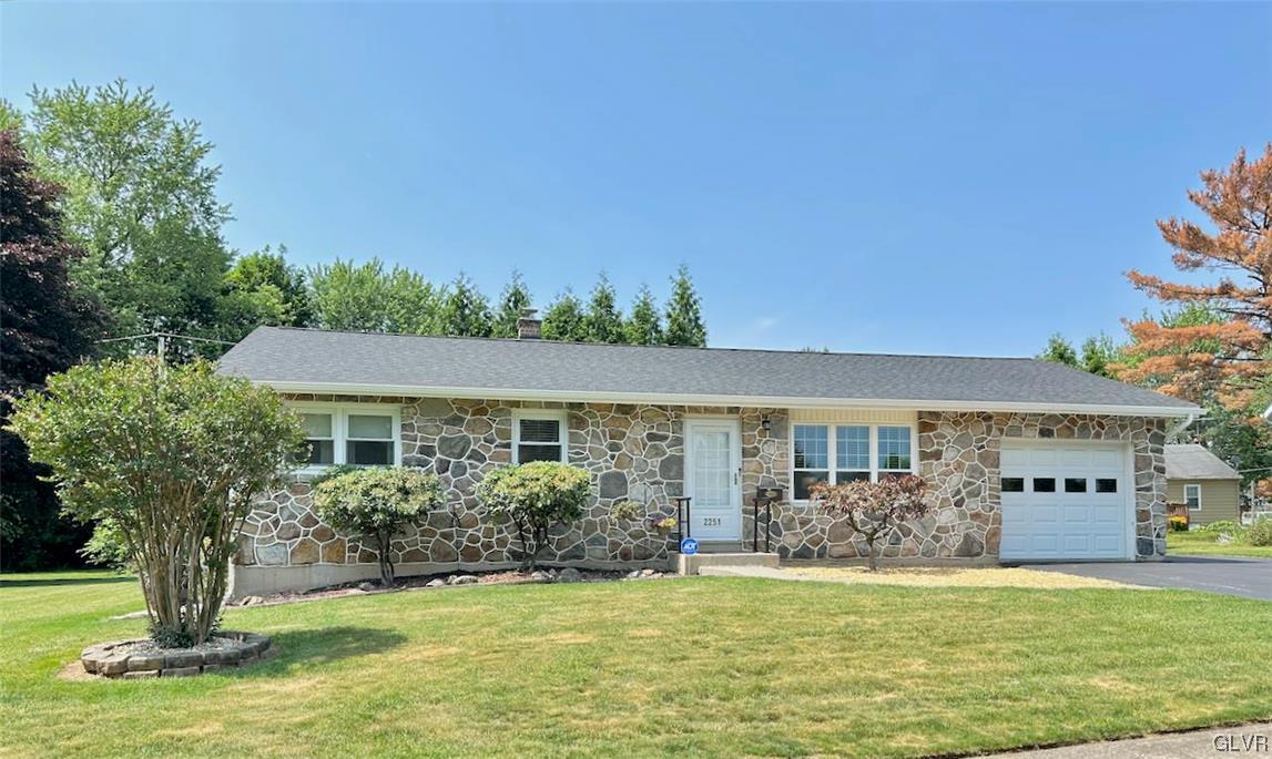 2251 Pinehurst Road Bethlehem, PA 18018 - Photo 1 of 41 2251 Pinehurst Road