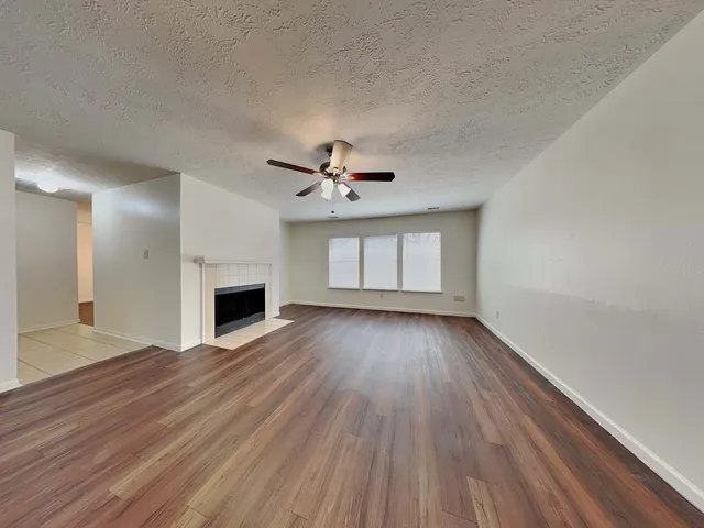 $1,660 | 19315 Bristlestar Drive, Katy, TX 77449