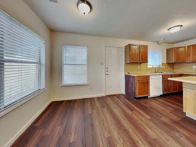 $1,660 | 19315 Bristlestar Drive, Katy, TX 77449