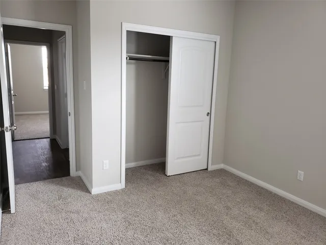 a bathroom with a toilet