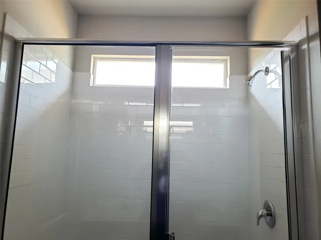 $2,050 | 118 Lullaby Drive, Georgetown, TX 78626