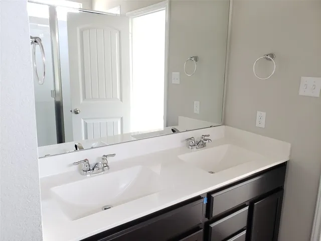 $2,050 | 118 Lullaby Drive, Georgetown, TX 78626