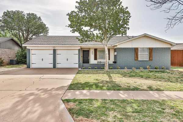 $1,795 | 9611 Bangor Avenue, Lubbock, TX 79424